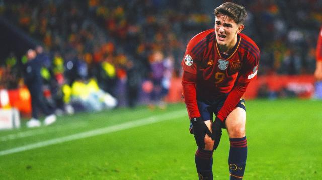 开云下载-德拉富恩特：加维很受打击，全队都非常难过