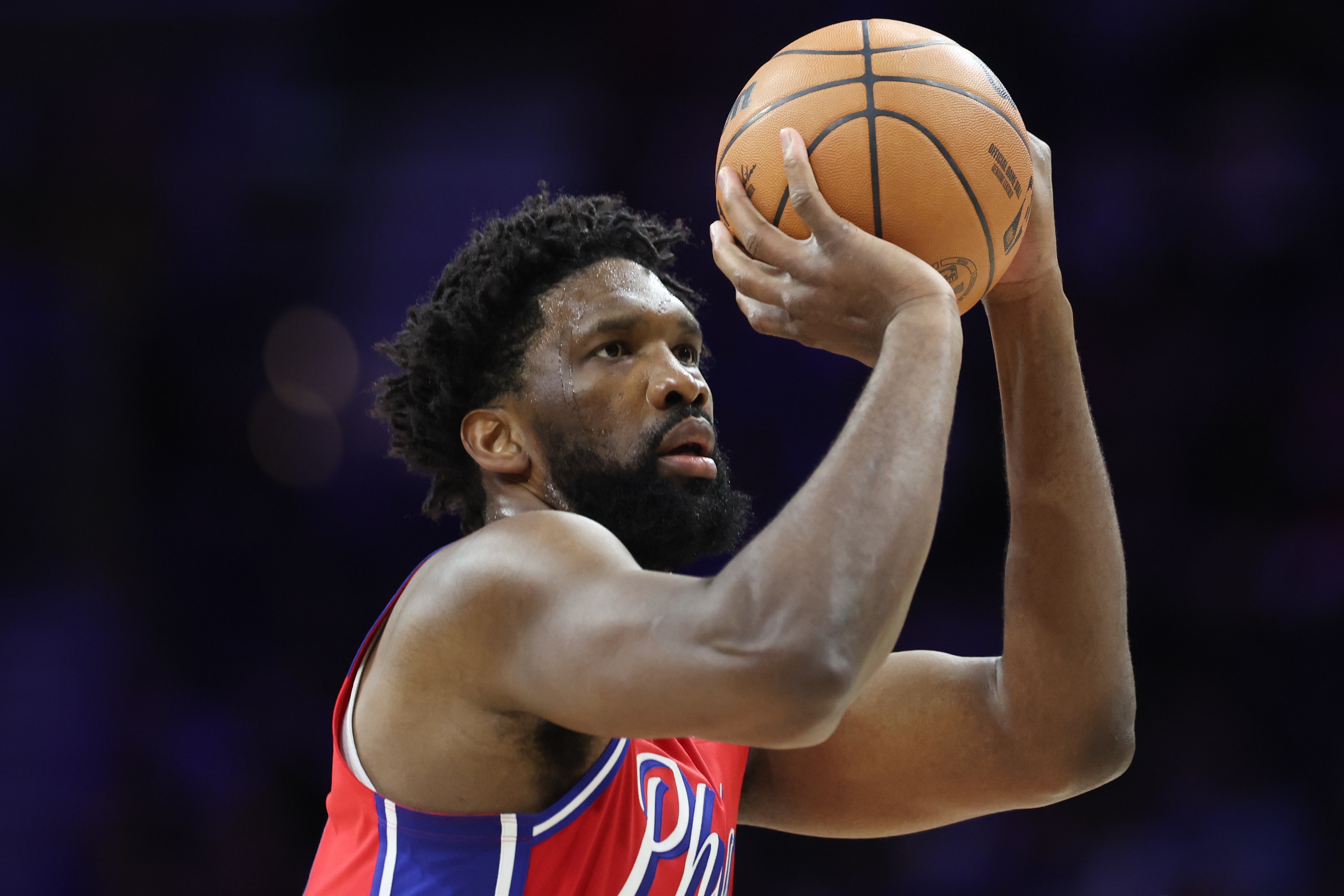 开云网站-明天76人主场迎战火箭 恩比德大概率出战 乔治出战成疑